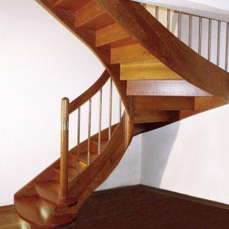 74-Klassische-Treppe